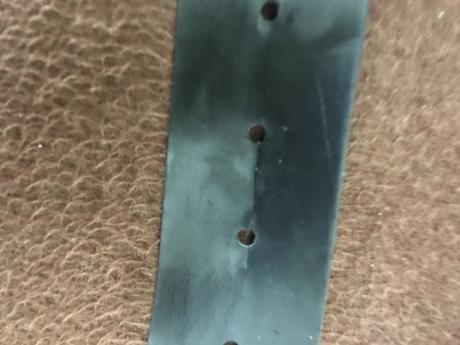 Opasok kozenkovy s motylikom, dlzka cca 101 cm,, 