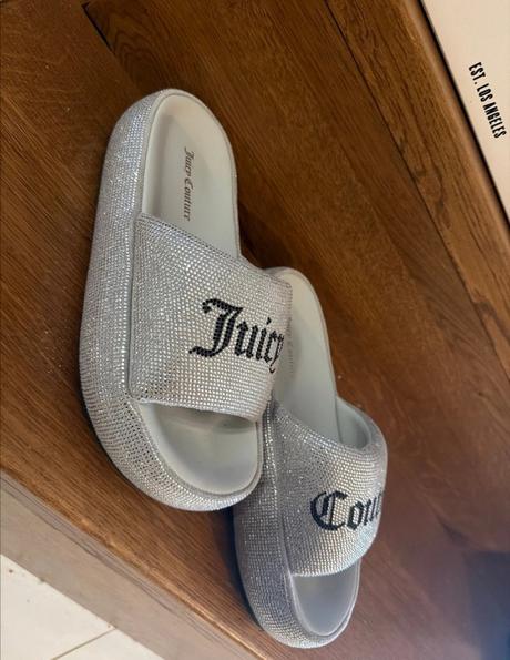 Juicy couture šľapky, 37