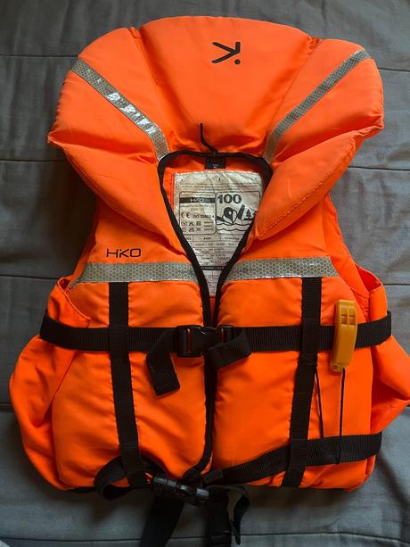 Zachranna vesta hiko velkost ii., s