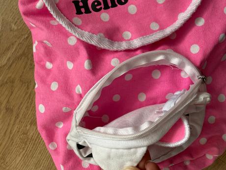 Ruksacik hello kitty,