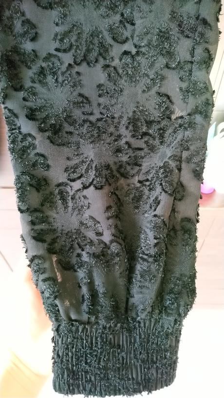 Luxusne cierne nohavice, zara,s