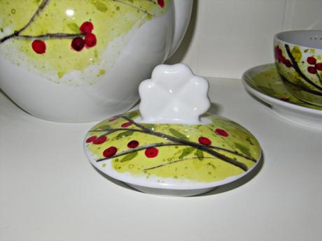 Čajník, šálky, tanieriky - talianska značka thun, 