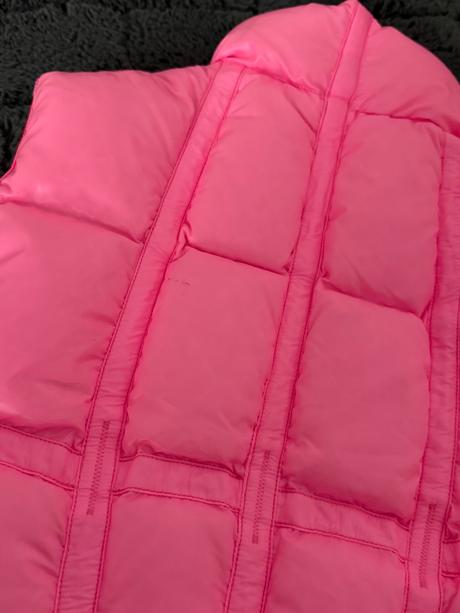 Teplá vesta jet set, s