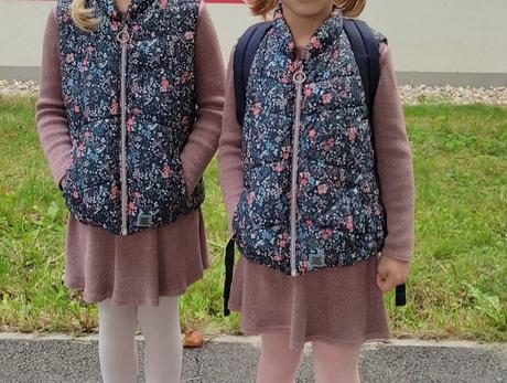 Vesta s kvietkami,116/122 alebo 122/128, c&a,122