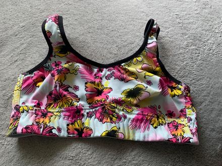 Dievcenska sportova podprsenka, 75b