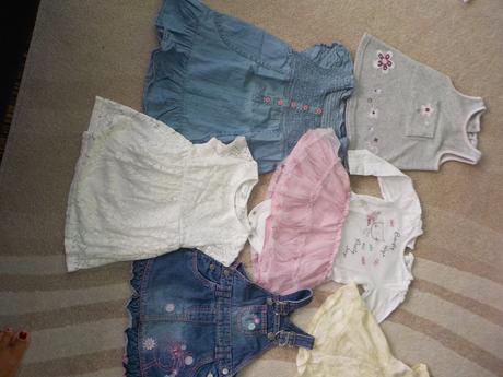 Šaty veľ. 80 (9-12 m.) cena spolu za 7 ks, 68–80