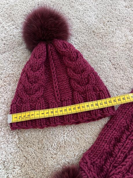 Set čiapka a šál s kožušinkou, 52