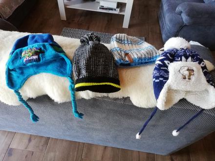 Zimné čiapky, lupilu,50