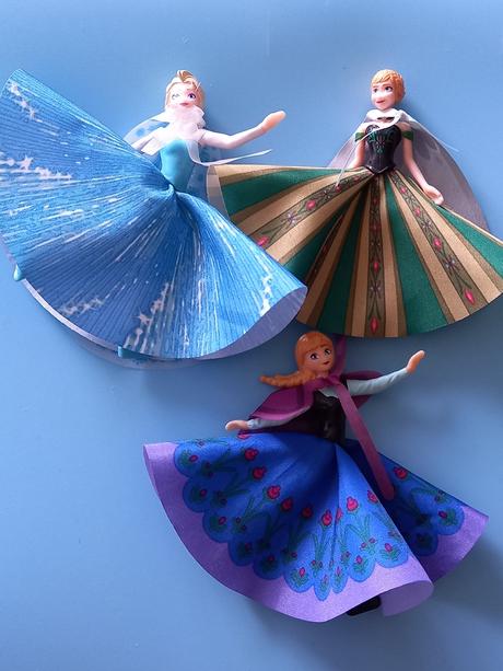 Kinder postavičky anna a elza, 