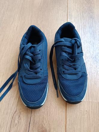 Tmavomodre tenisky 32, pepperts,32