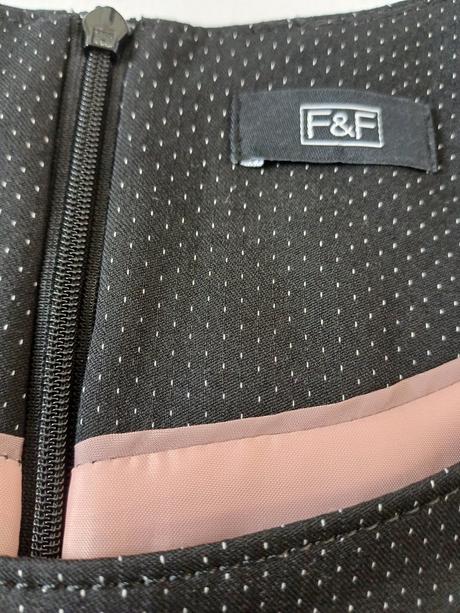Šatový kostým, f&f,34