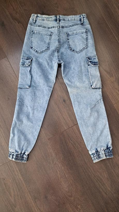 Rifle- joggery, gate,134