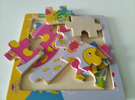 Drevená puzzle,