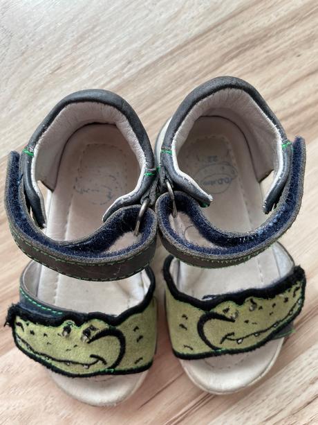 Sandále, d.d.step,22