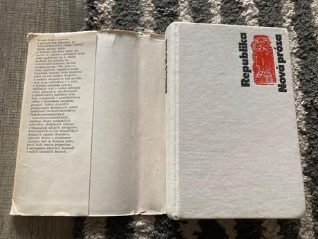 Republika-prvé vyd.1987, 