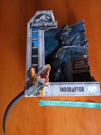 Indoraptor jurský svet mattel, 