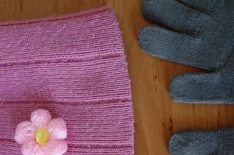 Čiapka s kvietkom, 104