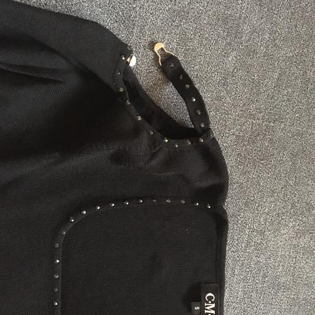 Elegantny top s odhalenymi ramenami, s