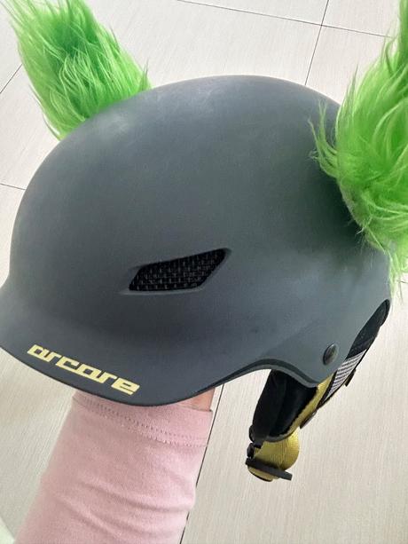 Lyziarska prilba arcore, s