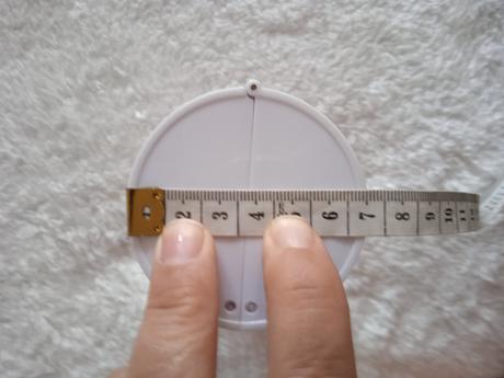 Peračník so zrkadlom, 