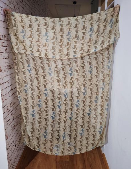 Šatka na krk so srnkami, c&a