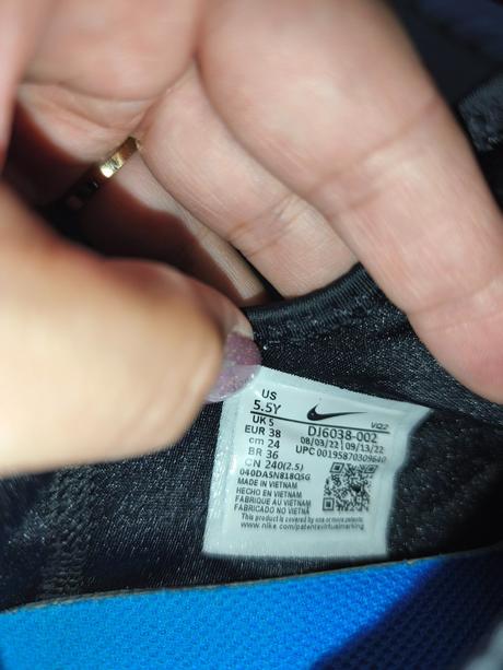 Tenisky čísla 37 a 38, nike,37