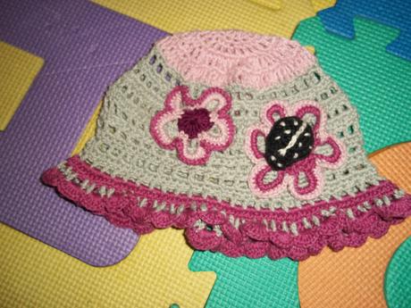 Hackovany klobucik, 80