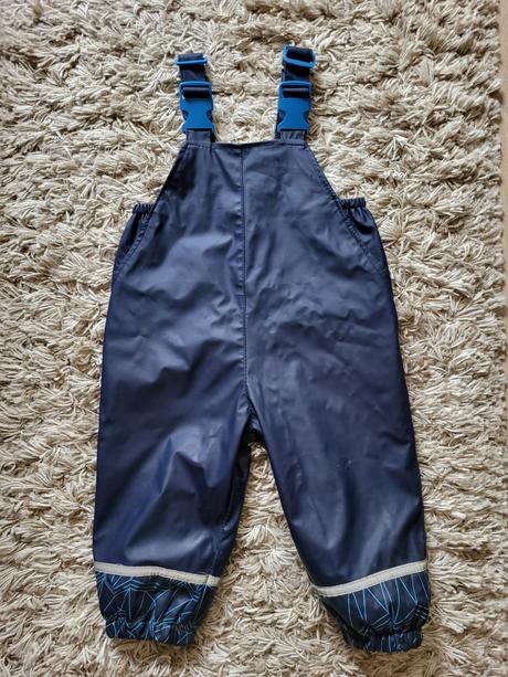 Nohavice do dažďa, kik,86