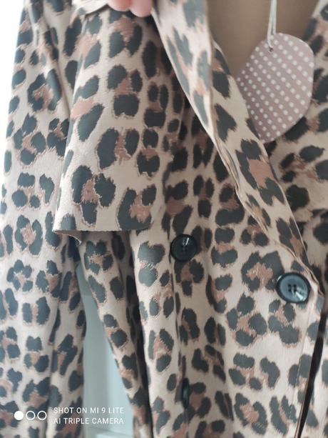 Jarný plášť leopard, 