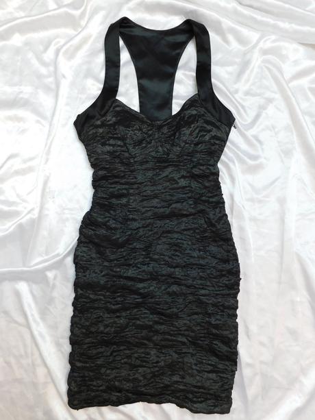 Luxusne slavnostne strečove šaty,čiernej farby s d, 38