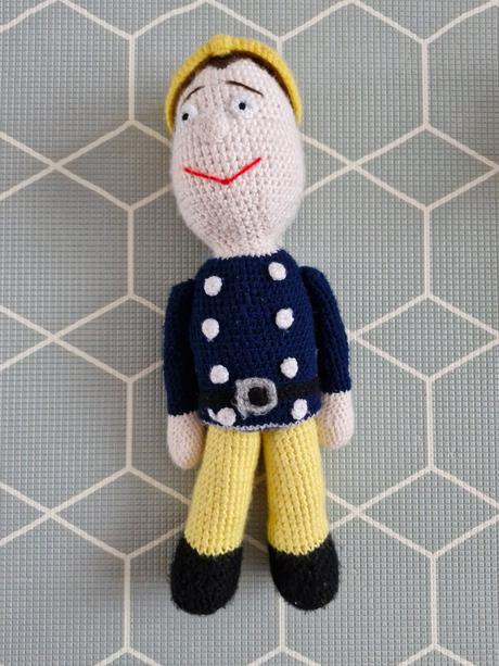 Požiarnik sam - háčkovaný, 