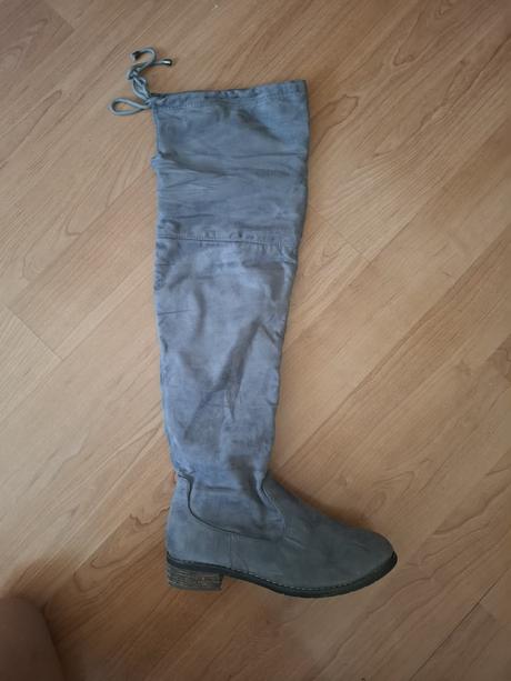 Semišové čižmy, 39