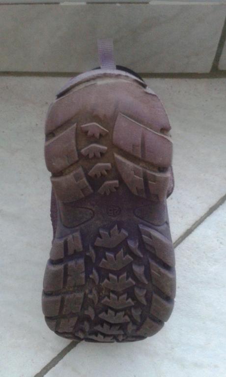 Zimne čižmičky, bubble gummers,25