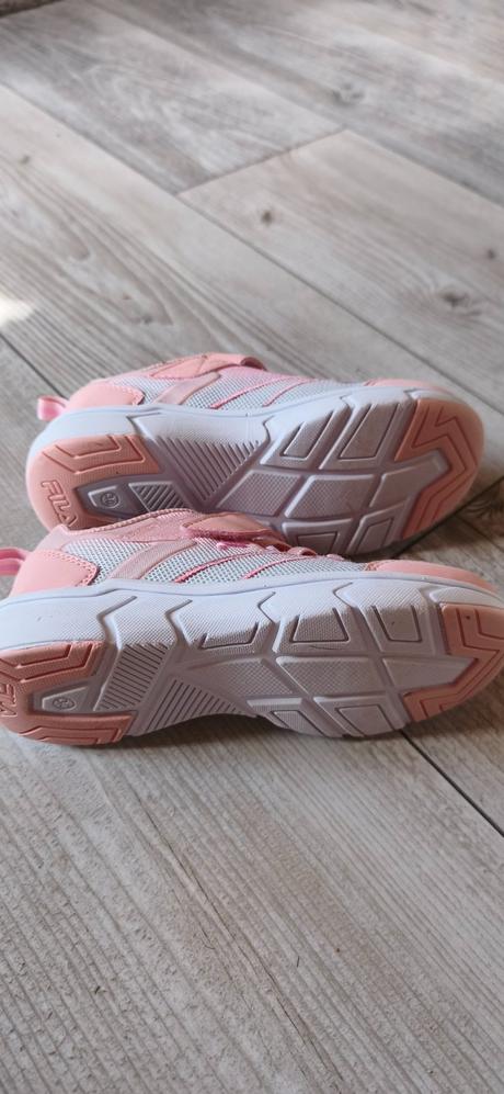 Fúka tenisky, fila,30