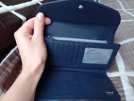 Veľká peňaženka vuch,