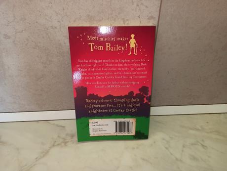 Tony bradman - tom and the dark knight,