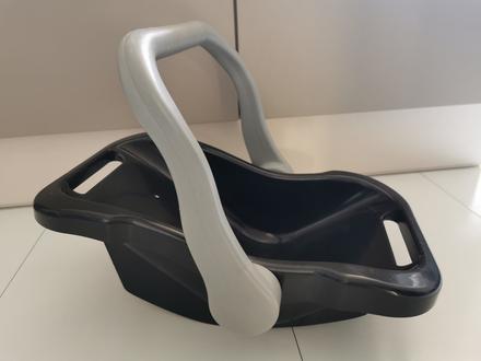 Autosedacka/vajicko pre babiku, 