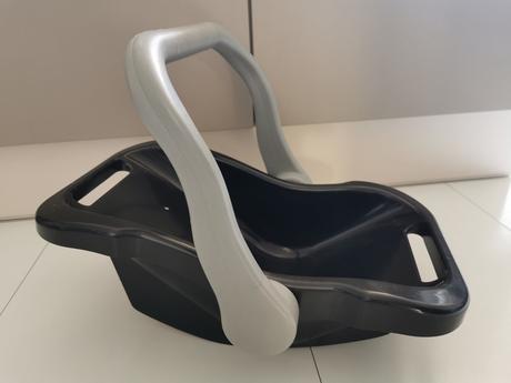 Autosedacka/vajicko pre babiku, 