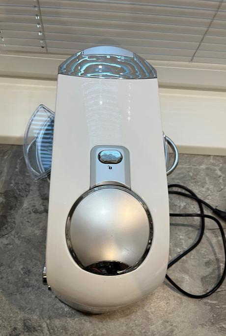 Kuchynský robot eta gratus max iii 0028 90061, eta