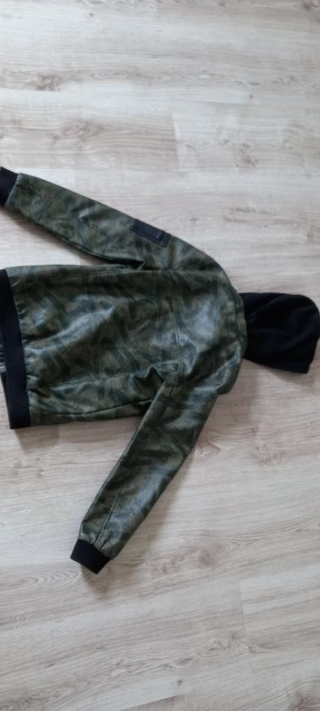 Prechodna kozenkova bunda, 134