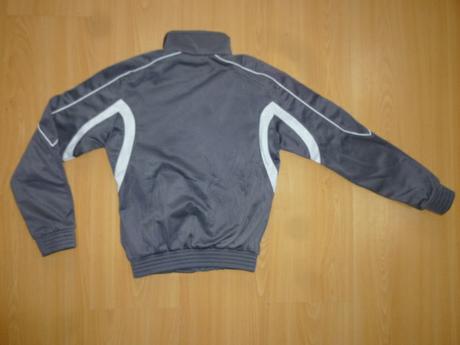 Nepouzita futbalova mikina zn. macron, 128