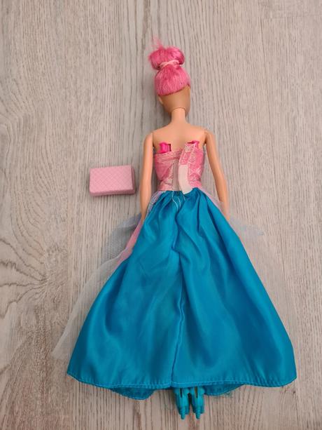 3x barbie,