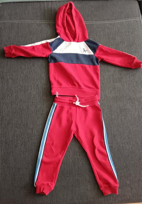 Teplákova súprava, c&a,98