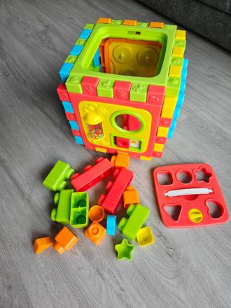 Interaktívna kocka s aktivitami 6v1, 