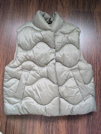Teplá vesta, zara,140