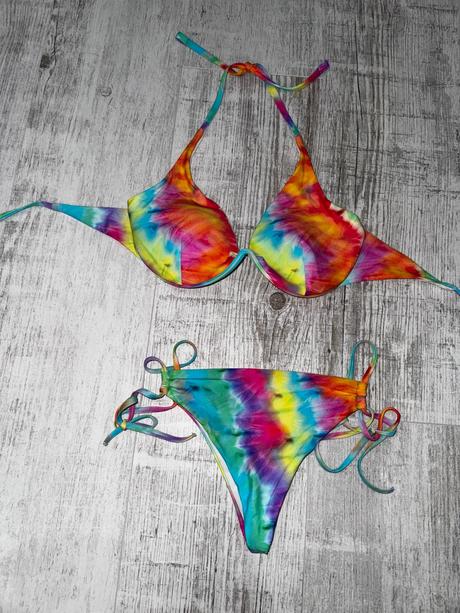 Dámske plavky farebné, calzedonia,s