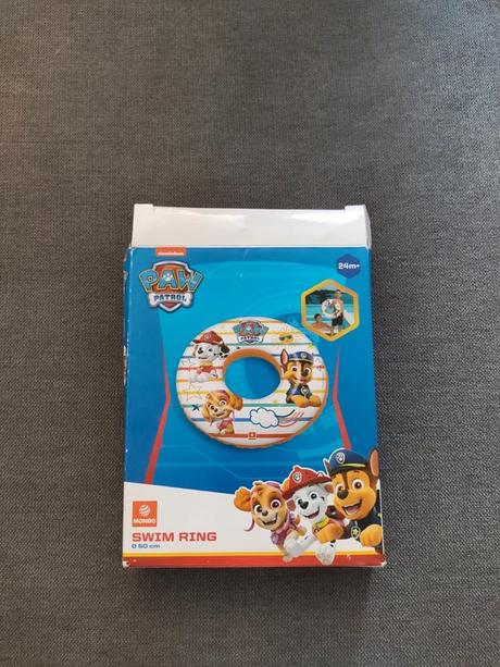 Plávajúce koleso paw patrol,