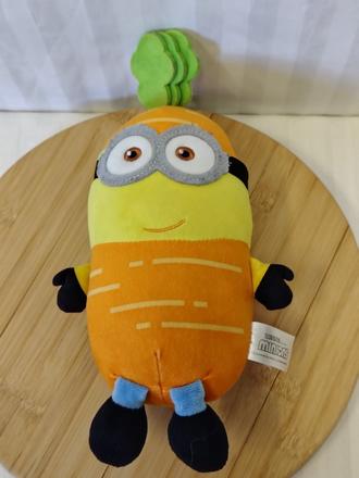 Zberateľský plyšový mimoň kevin mrkva jakala 31 cm, 