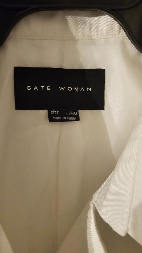 Biely trenčkot, plášť, gate,l