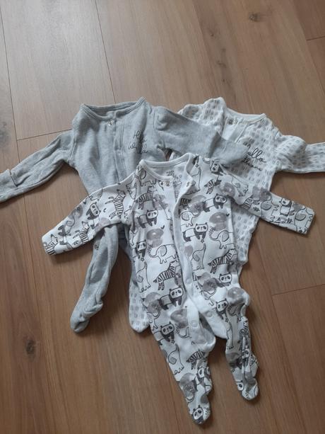 Pyzamka, f&f,56